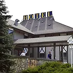 Airport Hotel Mara