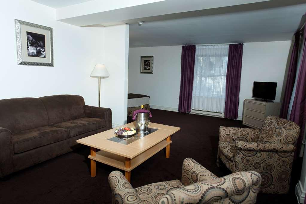 Airport Mara Hotell 3*